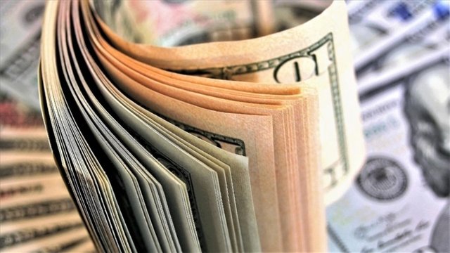 ABD VERİLERİ SONRASI DOLAR GÜÇ KAYBETTİ