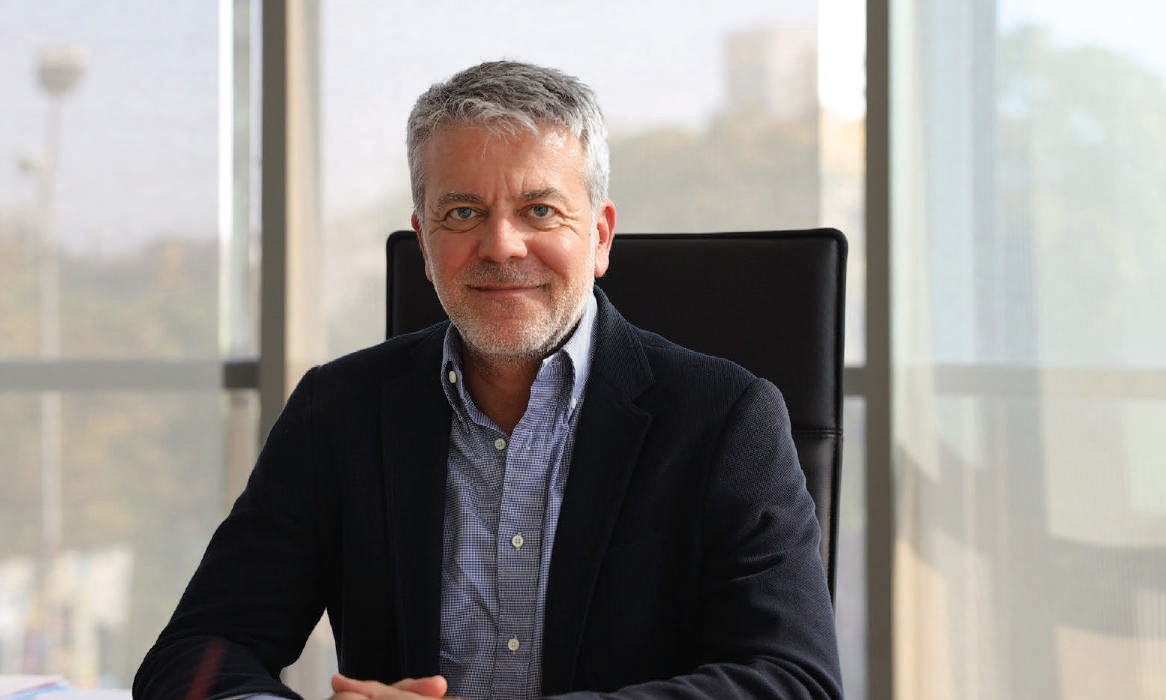 EMRE KIZILGÜNEŞLER
