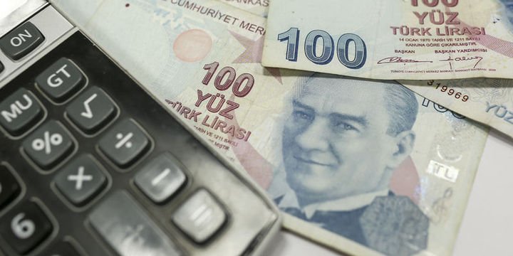 Açlık sınırı nisanda 10 bin 135 liraya yükseldi