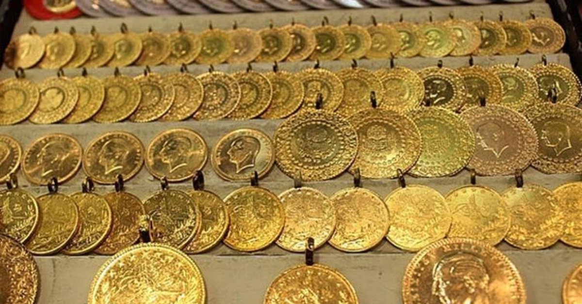 Çeyrek altın 2.180 lira, Cumhuriyet altını 8.810 liradan satılıyor