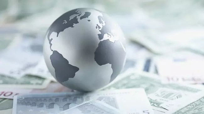 Fitch küresel ekonomide gelecek yıl yavaşlama bekliyor