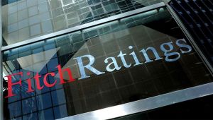 Fitch, İtalya'nın notunu 'negatif'e çevirdi