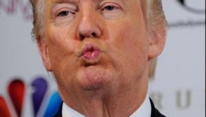 Trump ile Apple ürünleri yüzde 20 zamlanacak