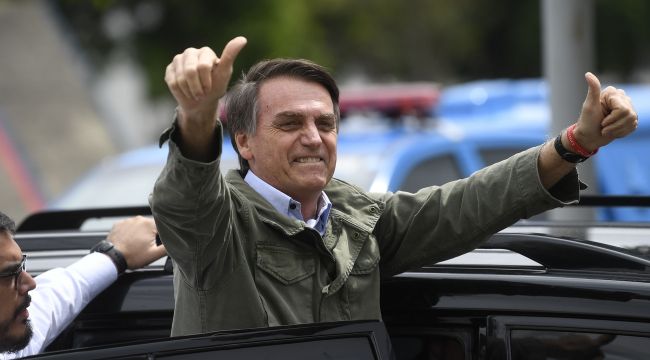 Brezilya'da devlet başkanlığı seçimini aşırı sağcı Jair Bolsonaro kazandı