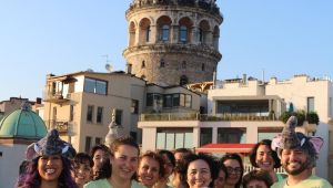 DÜNYA DEĞİŞİM AKADEMİSİ 116. MERKEZİNİ İSTANBUL, GALATA’DA AÇTI!