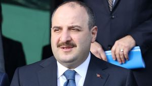 Bakan Varank incelemelerde bulundu