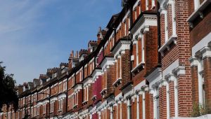 Brexit, İngiltere'de konut sektörünü vurabilir