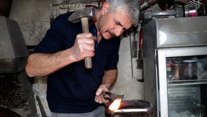 Demir kesen bıçağa gurbetçi ilgisi