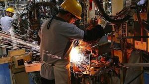 Sanayi üretimi bir önceki yılın aynı ayına göre %9,8 azaldı