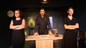 TİYATRO P.A.S BANKTA İKİ KİŞİ İLE İKİ YAKADA SEYİRCİ HUZURUNA ÇIKIYOR İlk Pas İkinci Sezon