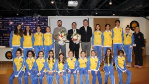 Dünya şampiyonu atletimiz Ramil Guliyev, Işıklılara sporda başarının sırrını verdi