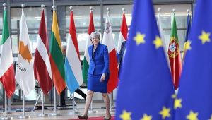 AB Zirvesi Brexit gündemiyle başladı
