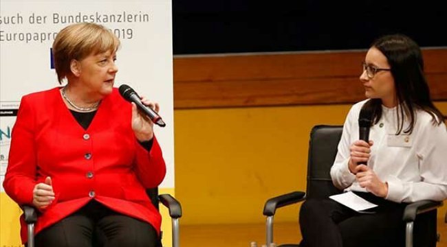 Merkel'den Brexit açıklaması