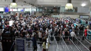 Yurt içinde ikamet eden 9 milyon 333 bin kişi seyahate çıktı