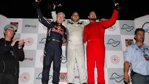 KÖRFEZ'DE DUMAN DUMANA MÜCADELE