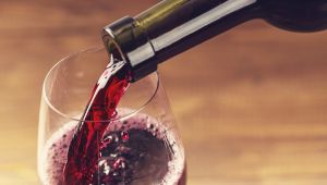 En pahalı alkollü içki sıralamasında Türkiye ikinci