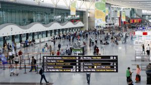 TAV Havalimanları 2019’un ilk altı ayında önceki yılın aynı dönemine göre yüzde 12 artışla 38,3 milyon yolcuya hizmet verdi.