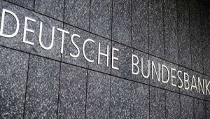 Bundesbank`tan `ekonomik gerileme` uyarısı