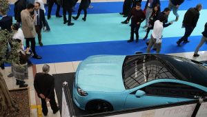 250 bin TL’lik swarovski taşla kaplı otomobil FESPA Eurasia’da