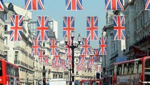 İngiltere'de yeni hükümetin önceliği Brexit olacak