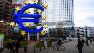 Euro Bölgesi`nde şirket kredileri yerinde saydı