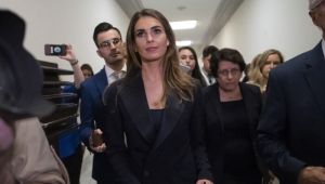 Hope Hicks Beyaz Saray'a Geri Dönüyor