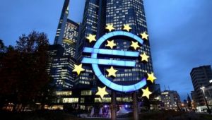 AMB Başkanı Lagarde'dan hükümetlere bir kez daha 