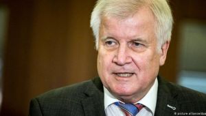 Alman Anayasa Mahkemesi’nden devletin tarafsızlığına vurgu