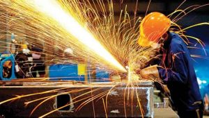 Sanayi üretimi nisanda %31,4 daraldı