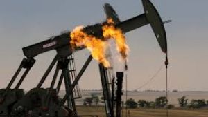 ABD’deki petrol üretimine kasırga engeli!
