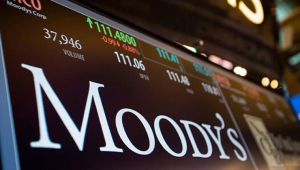 Moody's sekiz dev şirketin kredi notunu 'Negatif'e indirdi