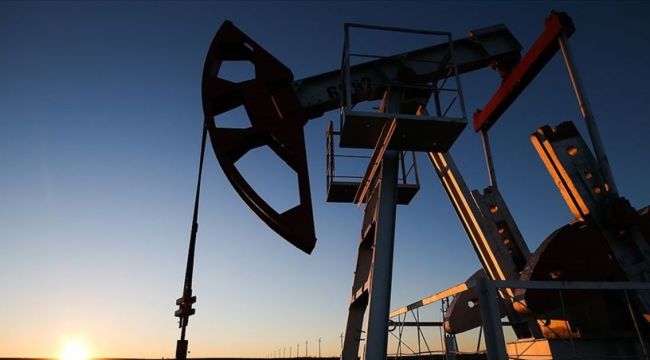 Petrol geçen haftaki rallinin ardından yatay seyretti