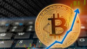 Bitcoin 3 yıllık zirveyi gördü