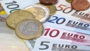 Euro, 9 liranın altını test etti