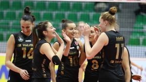 VakıfBank ligdeki liderliğini sürdürüyor