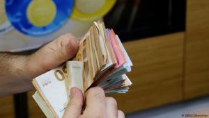 ECB'den gelen açıklama euroya satış getirdi
