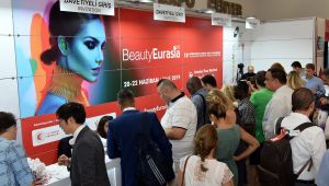 Kozmetik Sektörü İhracatla Büyümeye Devam Ediyor