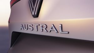 RENAULT, YENİ SUV MODELİNİN İSMİNİ AÇIKLADI: AUSTRAL