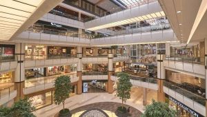 AVM'de dolarla kira tartışması yeniden alevlendi