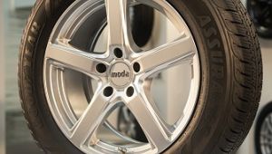 Goodyear, 2022 CES Fuarı’nda %70 sürdürülebilir malzemeden üretilen lastiğini ve otonom robotlara özel havasız lastiğini tanıttı 