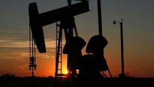 Petrolde Rusya etkisiyle yükseliş sürüyor