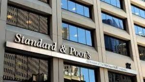 S&P’den Türkiye kararı: Yerel para cinsinden kredi notunu düşürdü