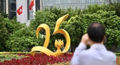Çolakoğlu: "Hong Kong ana kara Çin'e geçtikten sonra istikrarlı şekilde büyümesini sürdürdü"