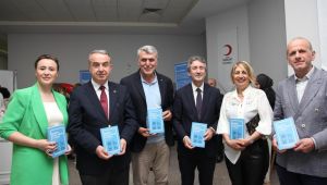 DEPREMLER DİRENÇLİ ŞEHİRLER VE İSTANBUL” KİTABININ TÜM GELİRİ KIZILAY’A BAĞIŞLANACAK