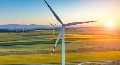 BİR RÜZGAR TÜRBİNİ 5.000 HANENİN ELEKTRİĞİNİ KARŞILIYOR