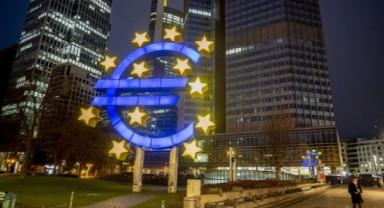 ECB, güçlü faiz artışını tartıştı