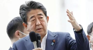 Saldırıya uğrayan Japonya’nın eski başbakanı Shinzo Abe hayatını kaybetti