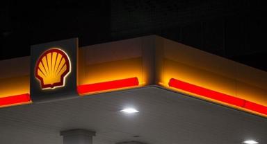 Shell dev LNG tesisinden sevkiyatları durdurdu