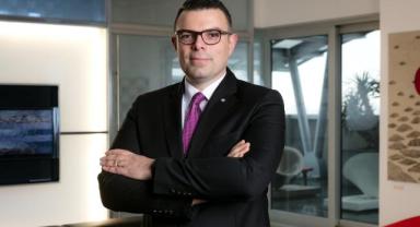 ARC Awards'tan Abdi İbrahim'e bronz ödül