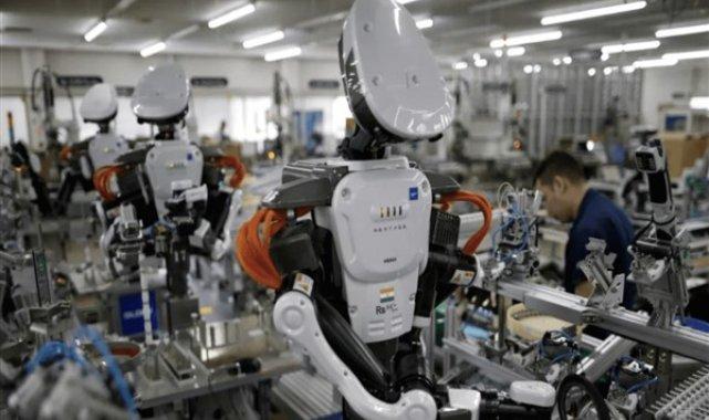 Çin'de 439 bin şirket üretim ve servislerinde robot kullanıyor